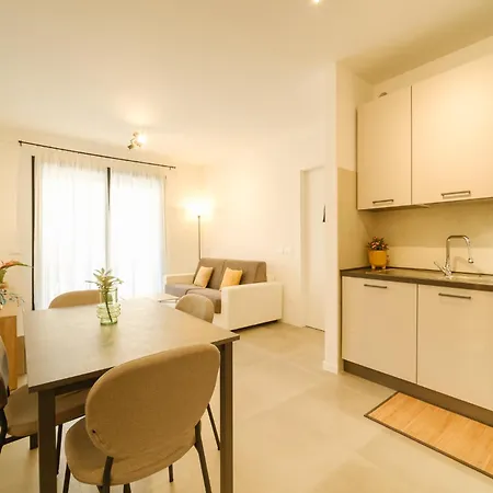 Appartement Bonelli 67 *