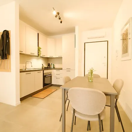 Appartement Bonelli 67 *